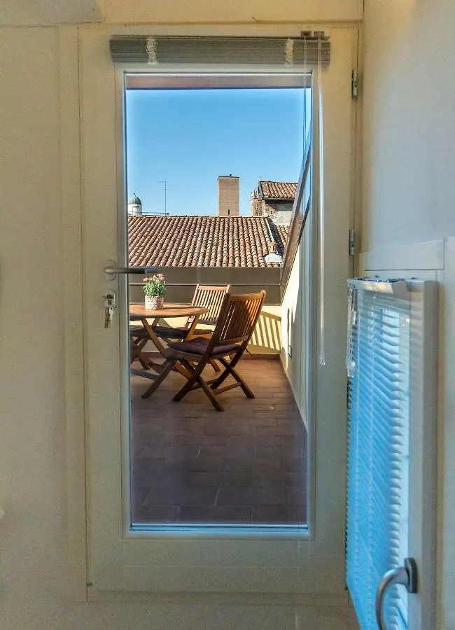 Apartment Asinelli Panoramic Rooftop, In Front Of The Two Towers Bologna